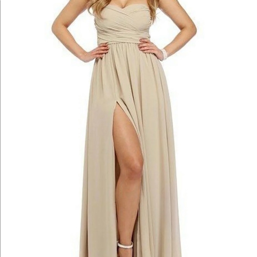NWT Windsor Formal Dress